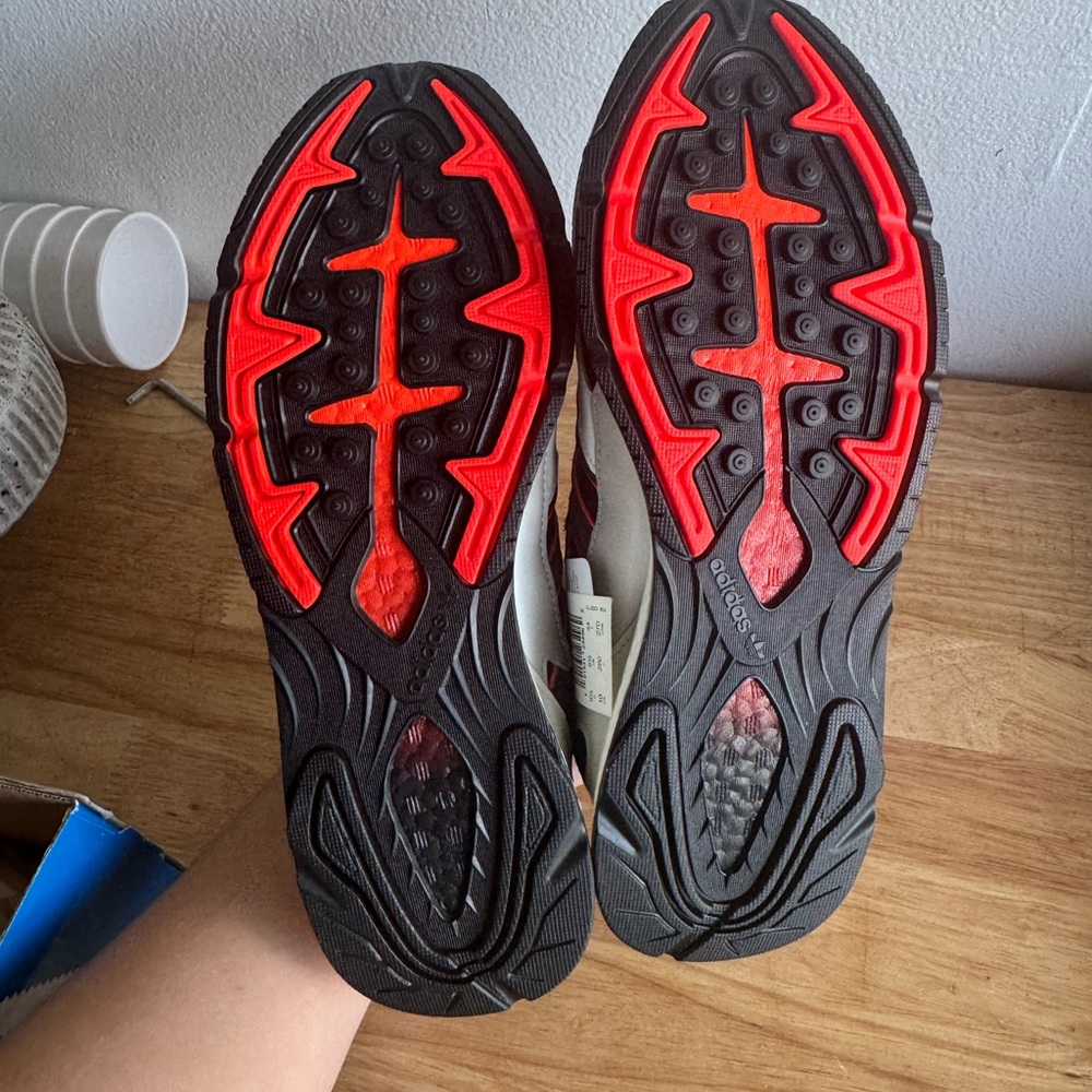 Adidas Tresc Run - Picture 4 of 5